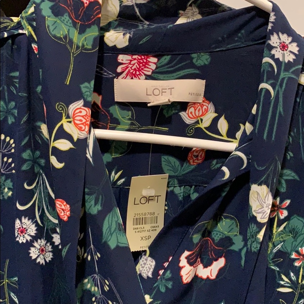 Long-sleeve floral top